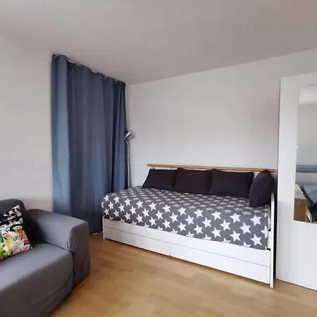 8a Comfortable Holiday
